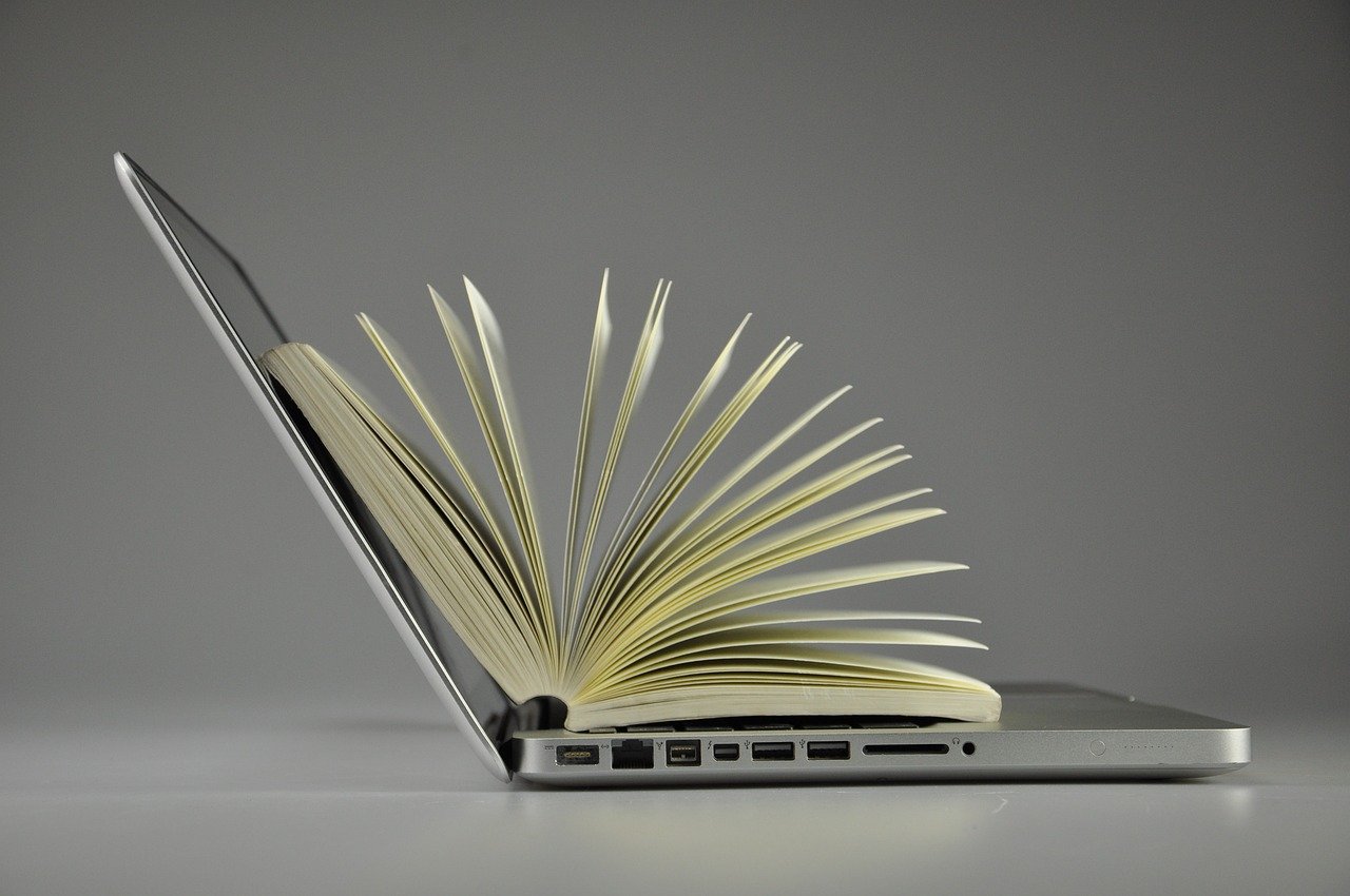 5 Ways to Make Money on the Internet with Top Quality E-books