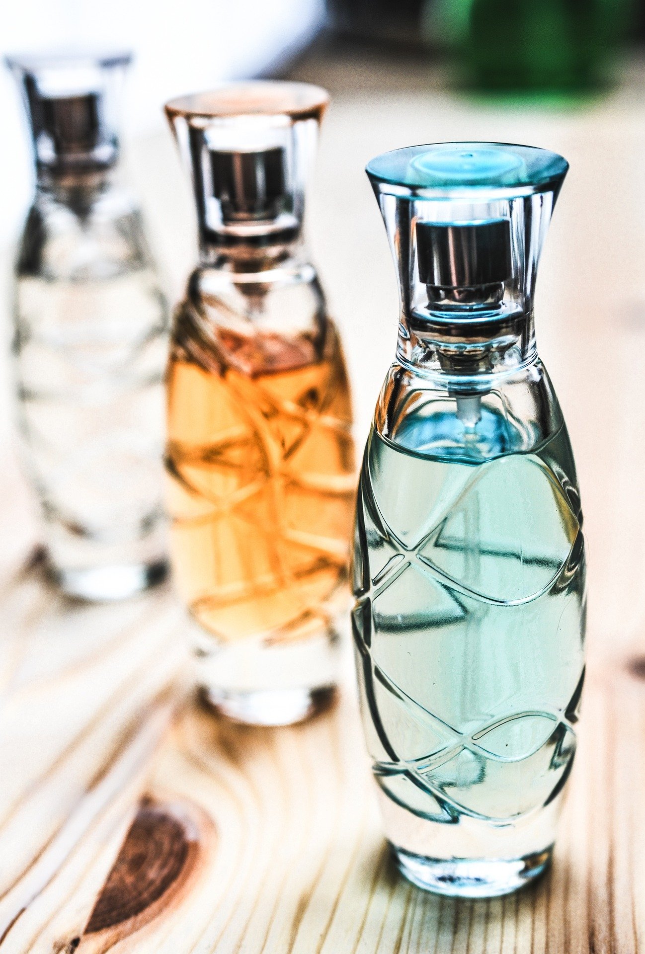 3 Tips on Choosing the Right Perfume for You
